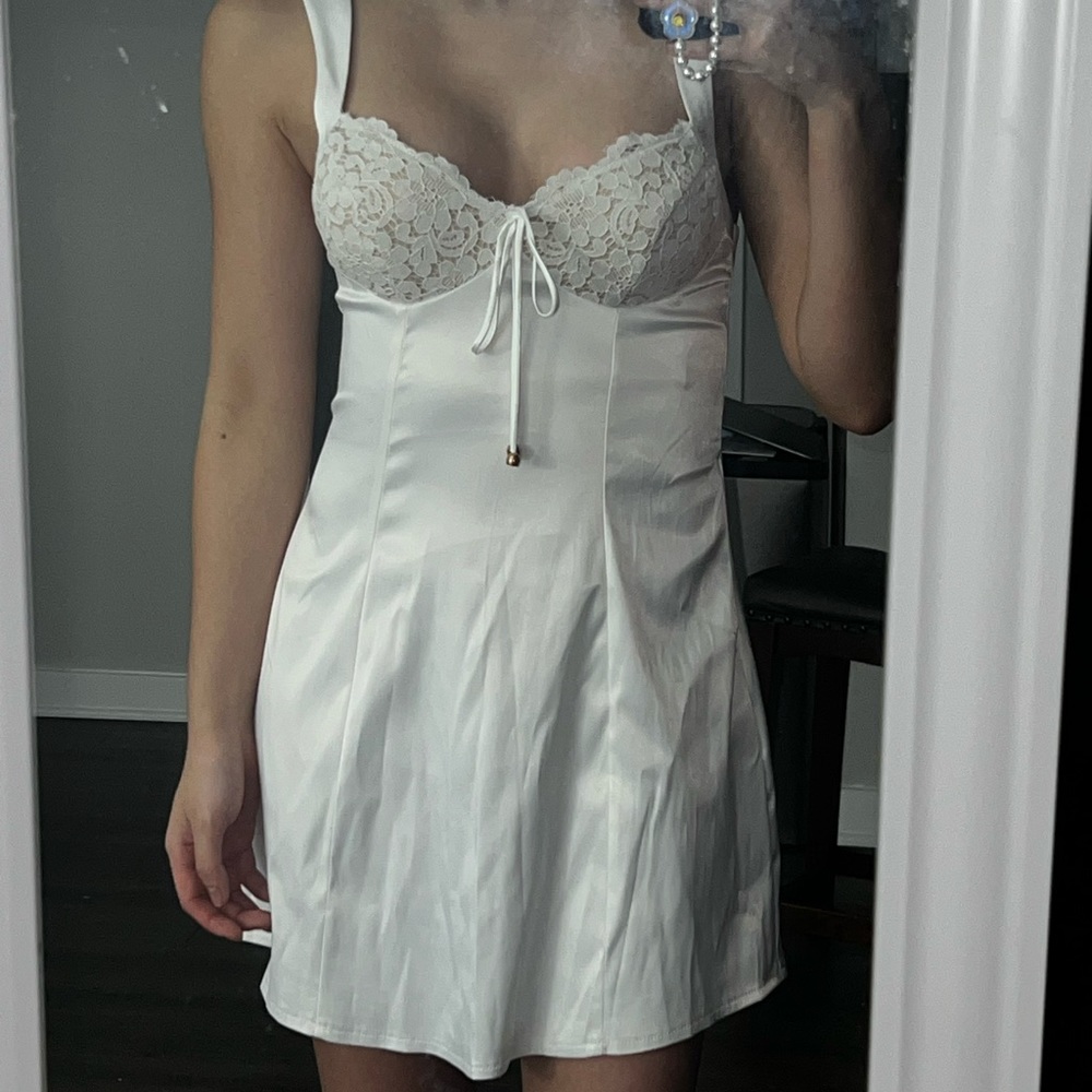 selfie leslie white lace dress